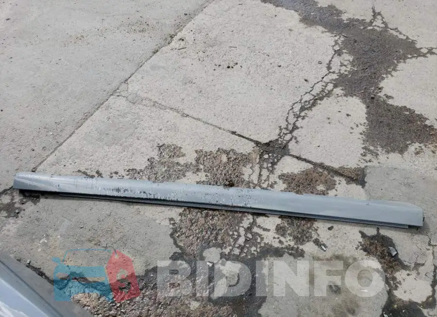 2C3CDXJG4KH593435 Photo# 12