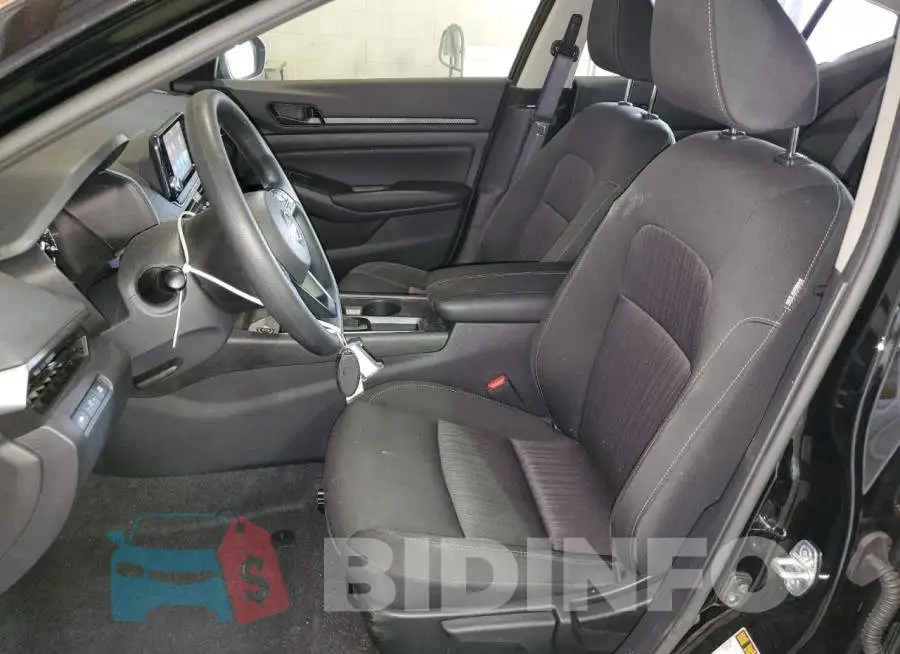 1N4BL4BV6PN382019 Photo# 7