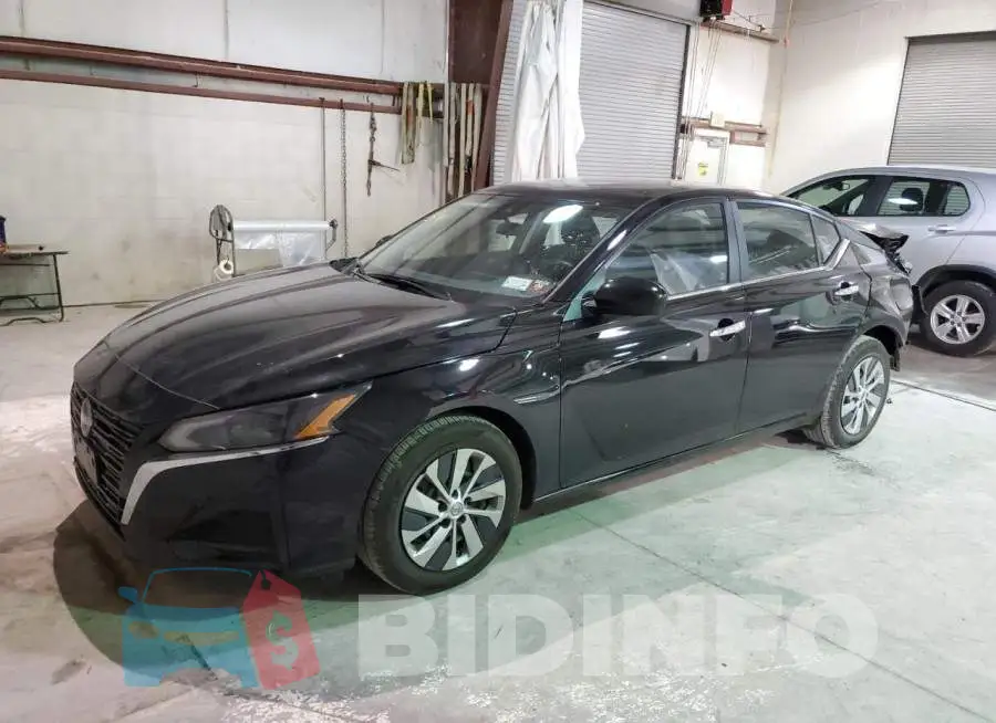 1N4BL4BV6PN382019 Photo# 1