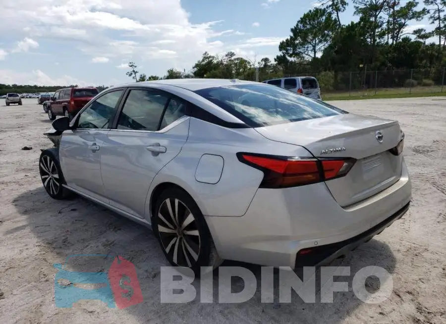 1N4BL4CV5LN311032 Photo# 2