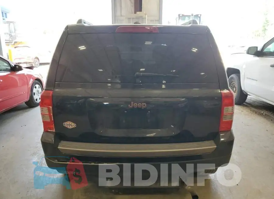 1C4NJPBBXGD761681 Photo# 6