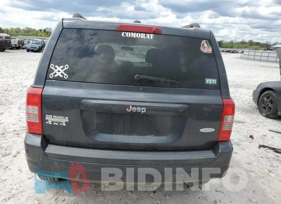 1C4NJRFB1FD154802 Photo# 6