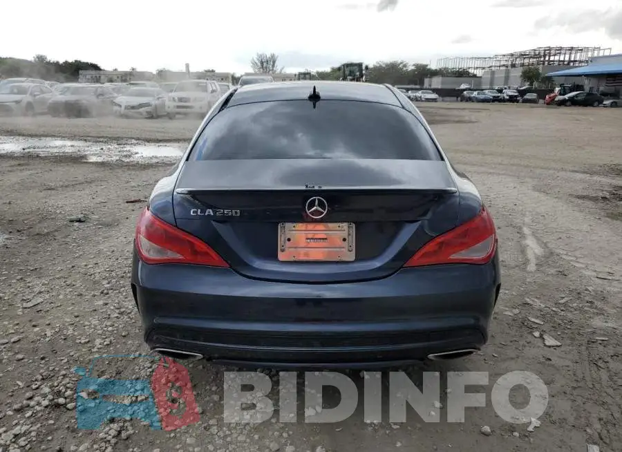 WDDSJ4EB9JN537452 Photo# 6
