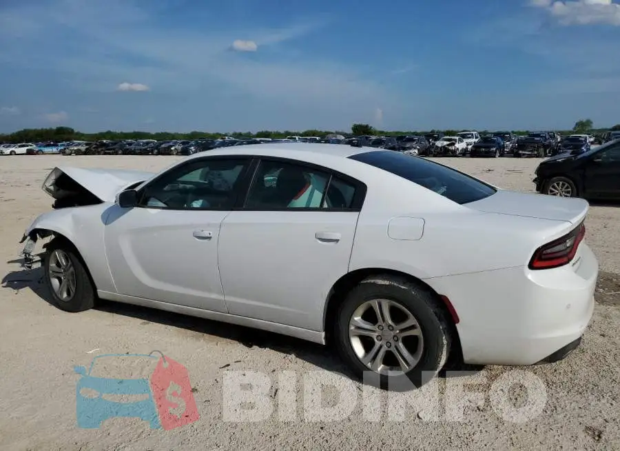 2C3CDXBG4FH800958 Photo# 2