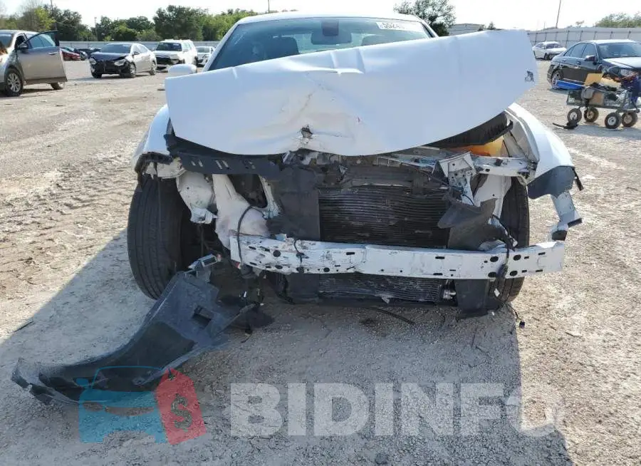 2C3CDXBG4FH800958 Photo# 5