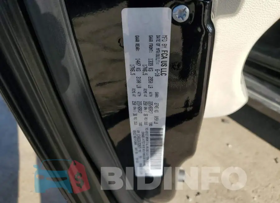 2C4RDGCGXJR328675 Photo# 13