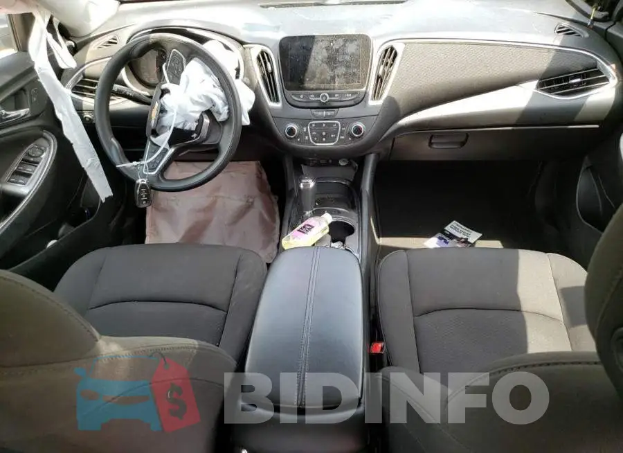 1G1ZD5ST4LF118708 Photo# 8