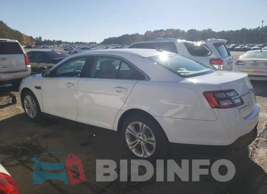 1FAHP2D82GG156946 Photo# 2