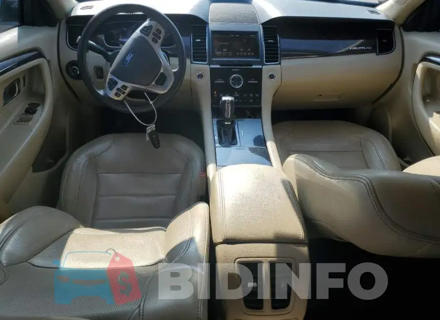 1FAHP2F82FG174214 Photo# 8