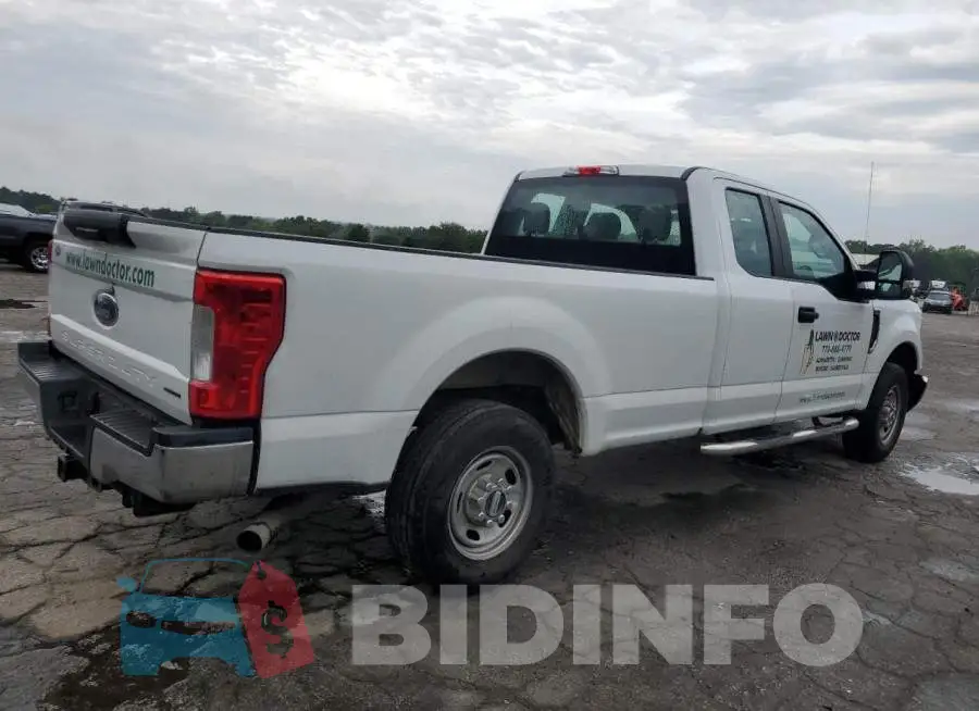 1FT7X2A67HEC18217 Photo# 3