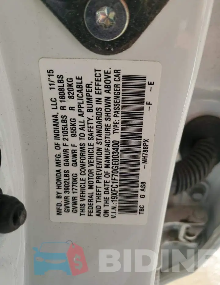 19XFC1F70GE003400 Photo# 13