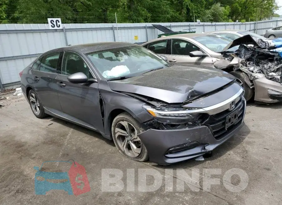 1HGCV1F55JA070548 Photo# 4
