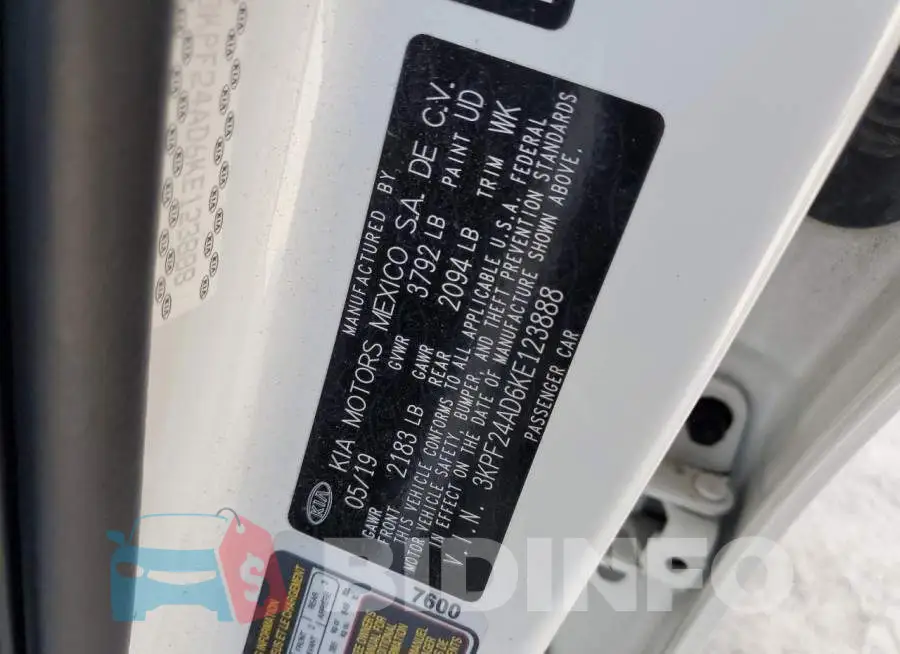 3KPF24AD6KE123888 Photo# 12