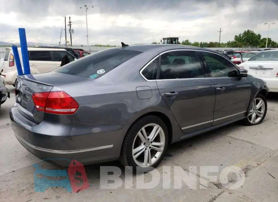 1VWCS7A39EC062752 Photo# 3