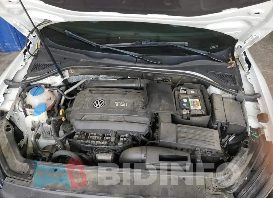 1VWDT7A38HC051148 Photo# 11
