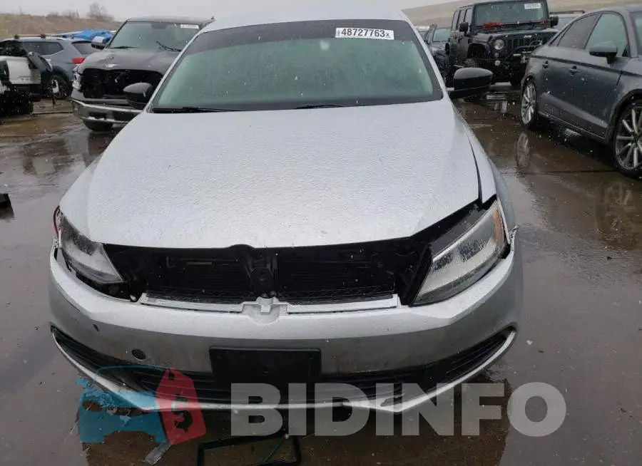 3VW1K7AJ2EM315169 Photo# 5