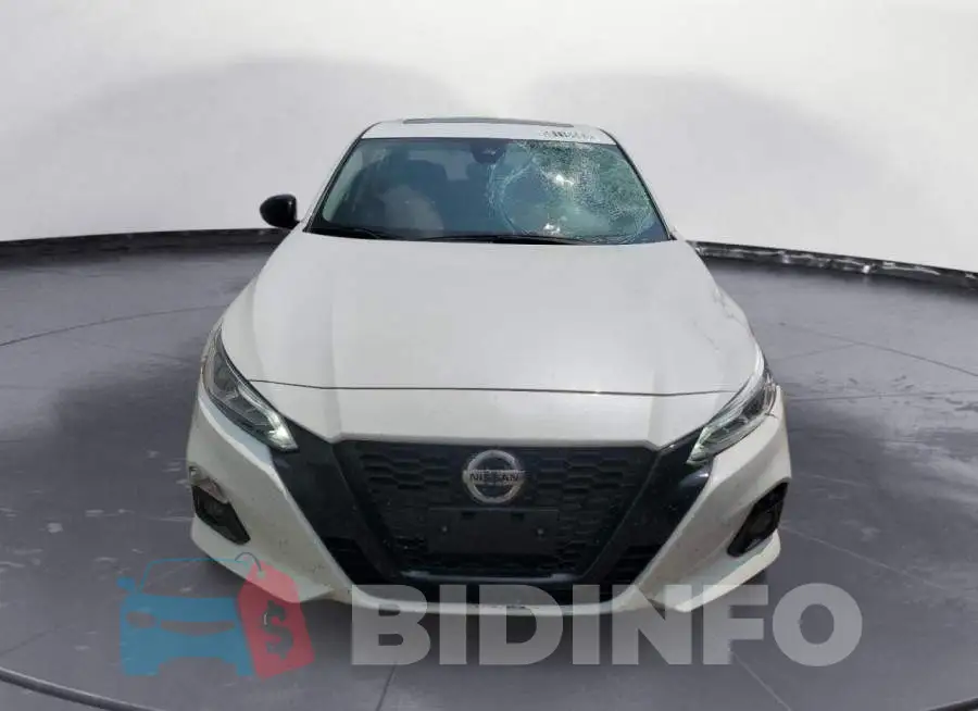 1N4BL4CV5NN301183 Photo# 5