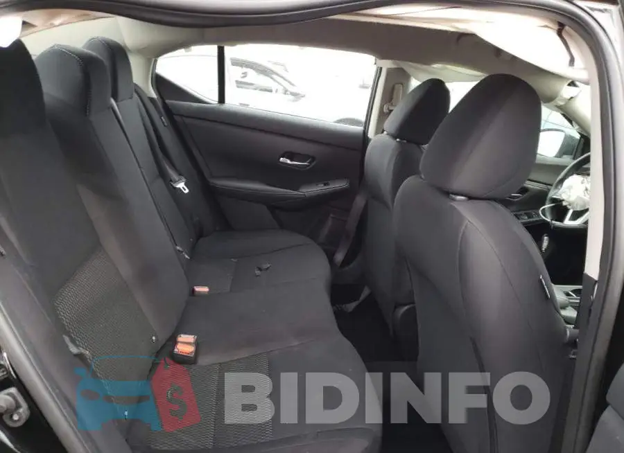 3N1AB8BV2NY303464 Photo# 10