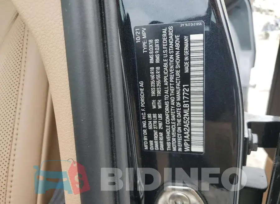 WP1AA2A52MLB17721 Photo# 13