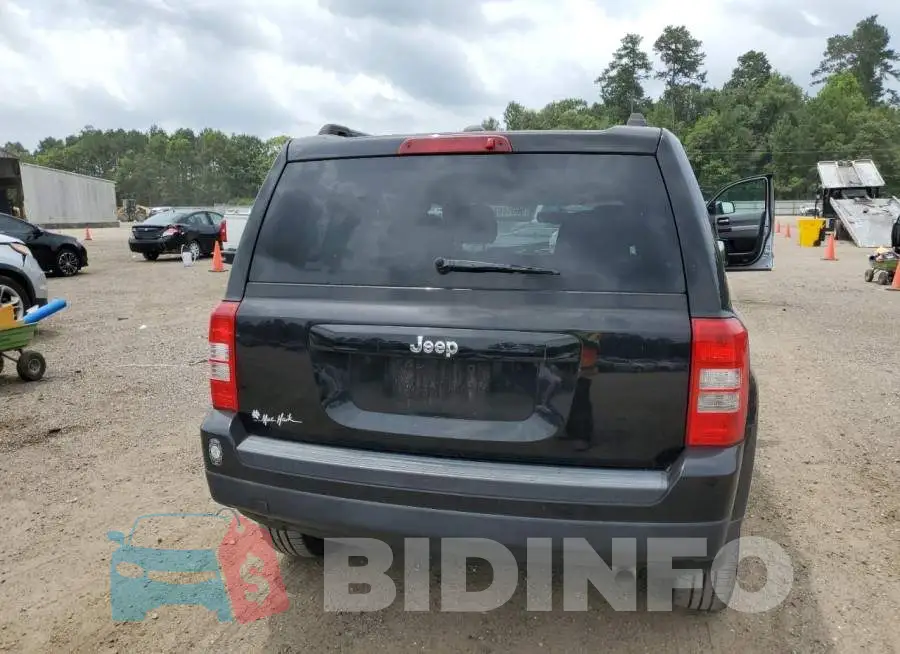1C4NJPBB7GD763498 Photo# 6
