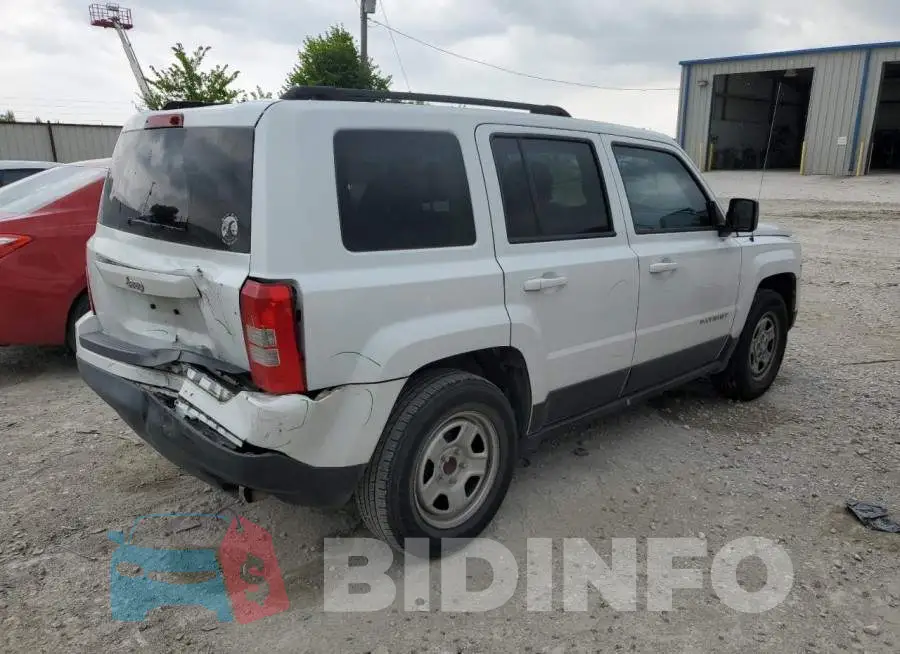 1C4NJPBB9FD179053 Photo# 3