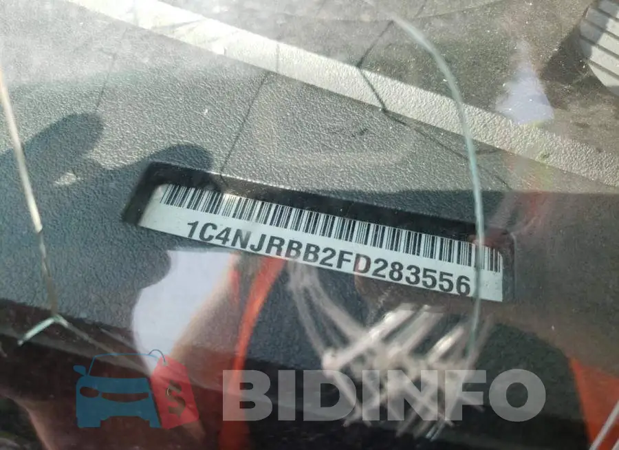1C4NJRBB2FD283556 Photo# 12