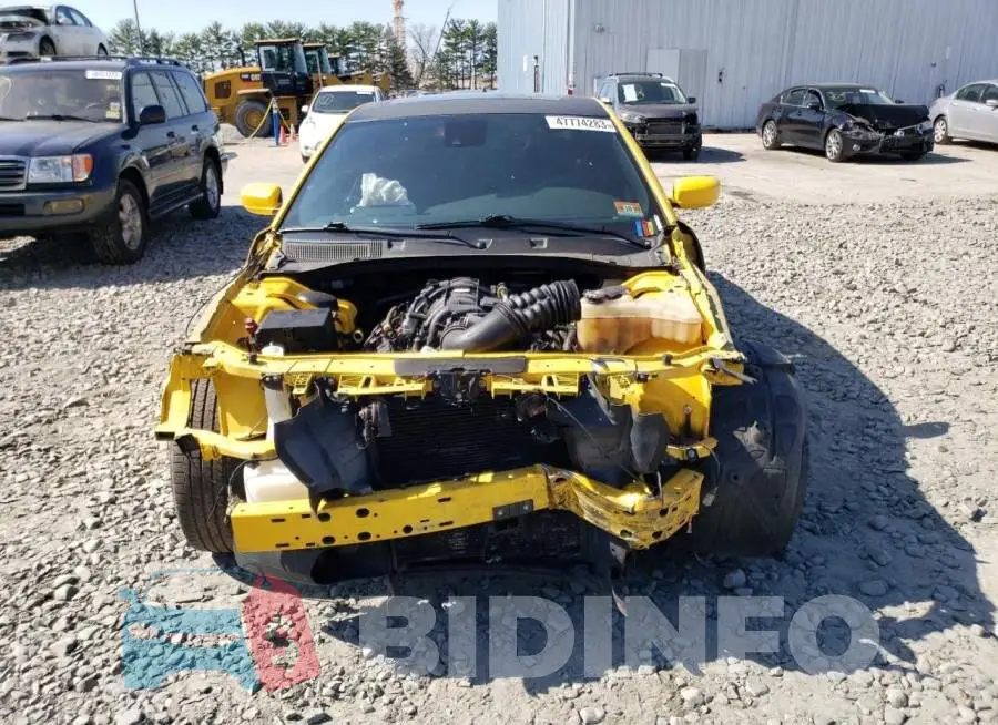 2C3CDXCT6HH533238 Photo# 5