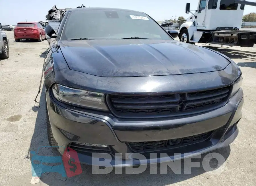 2C3CDXCT9FH847107 Photo# 5