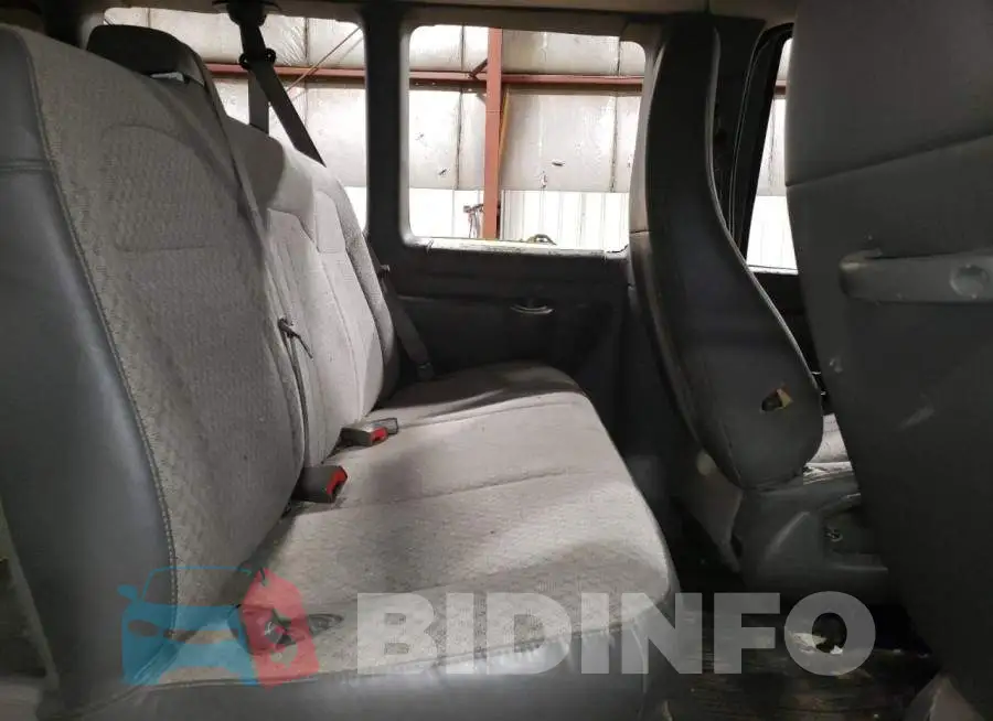 1GNSHBF42E1125372 Photo# 11