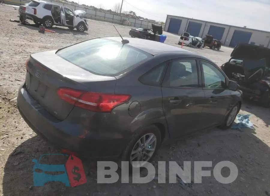 1FADP3F20JL268771 Photo# 3