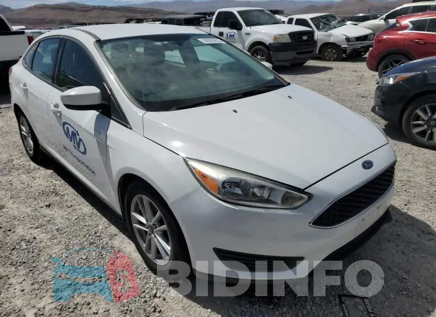 1FADP3FE1JL313145 Photo# 4