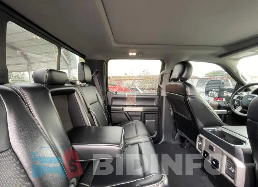 1FT7W2B60KEF37290 Photo# 6