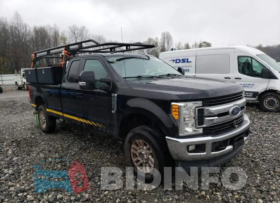 1FT7X2B65HED72102 Photo# 1
