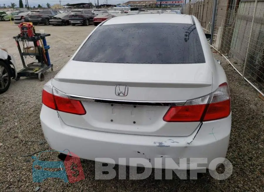 1HGCR2F50EA115167 Photo# 6