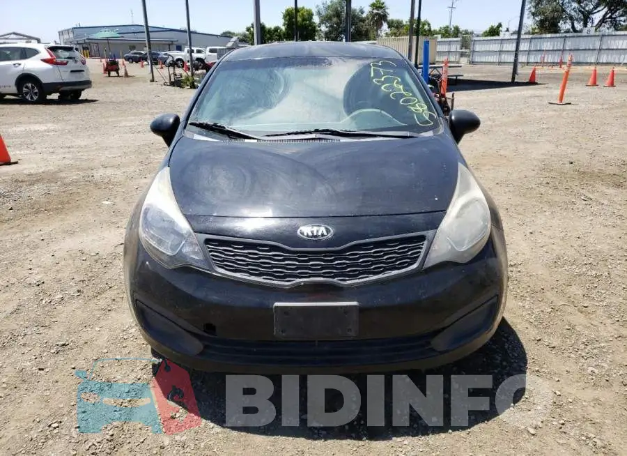 KNADM4A31E6411821 Photo# 5