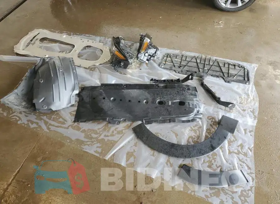 3MVDMBDM4MM223772 Photo# 13