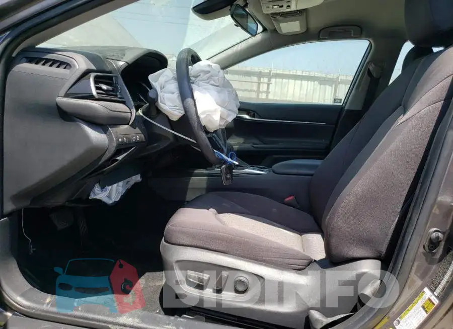 4T1C31AKXLU012837 Photo# 7