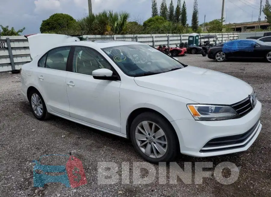 3VWD67AJ7GM331551 Photo# 4