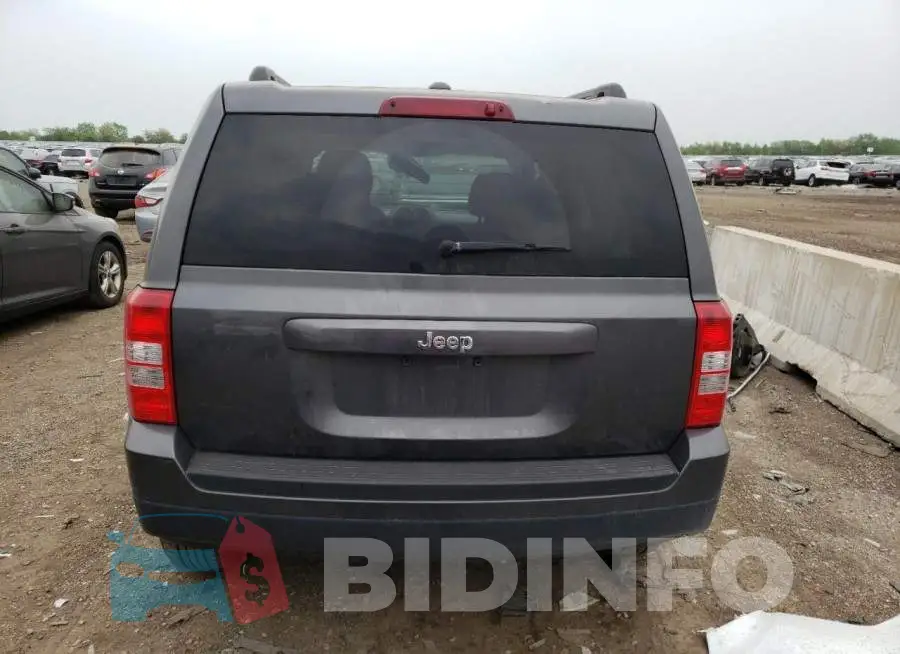 1C4NJPBB4GD801656 Photo# 6