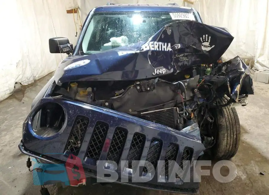 1C4NJRFB1ED734985 Photo# 5
