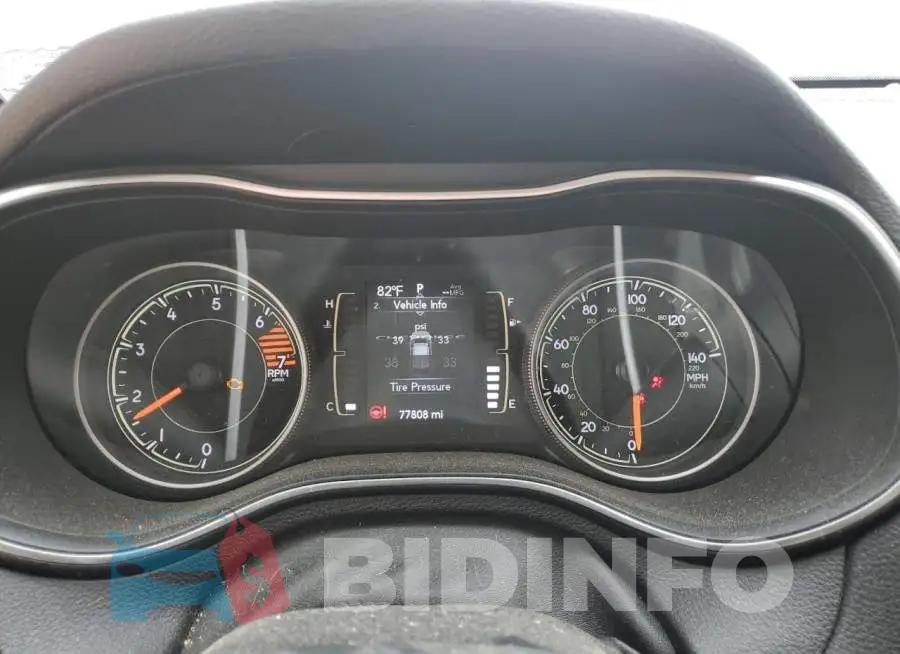 1C4PJLCB8KD151805 Photo# 9