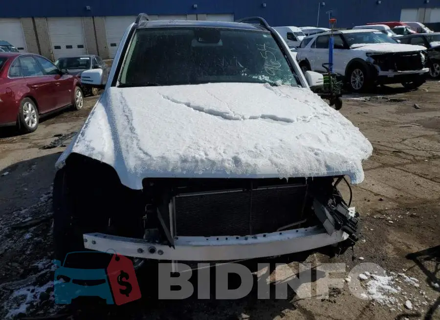 WDCGG8JB0FG439654 Photo# 5