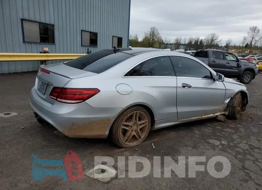 WDDKJ7DB7FF294518 Photo# 3