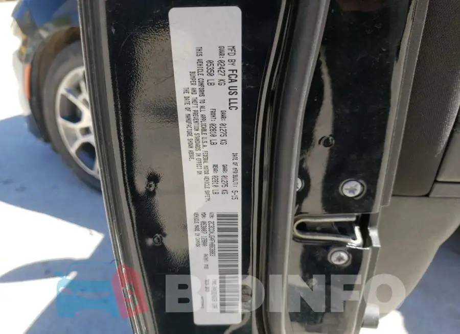 2C3CDXJG4FH863883 Photo# 12