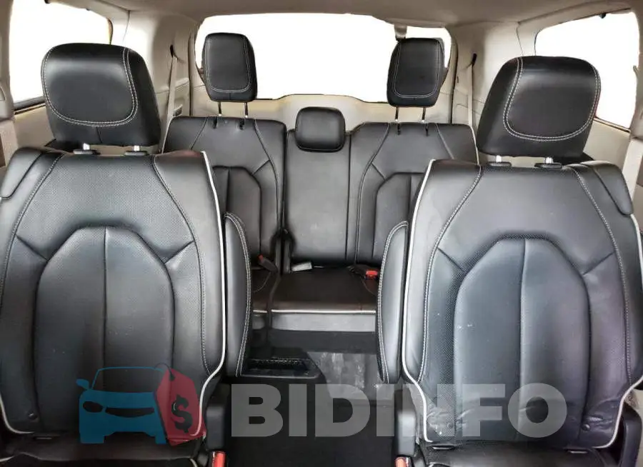 2C4RC1GG8NR177724 Photo# 10