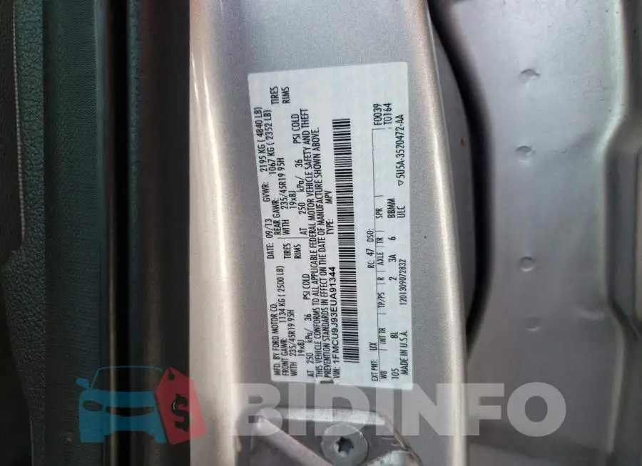 1FMCU9J93EUA91344 Photo# 12