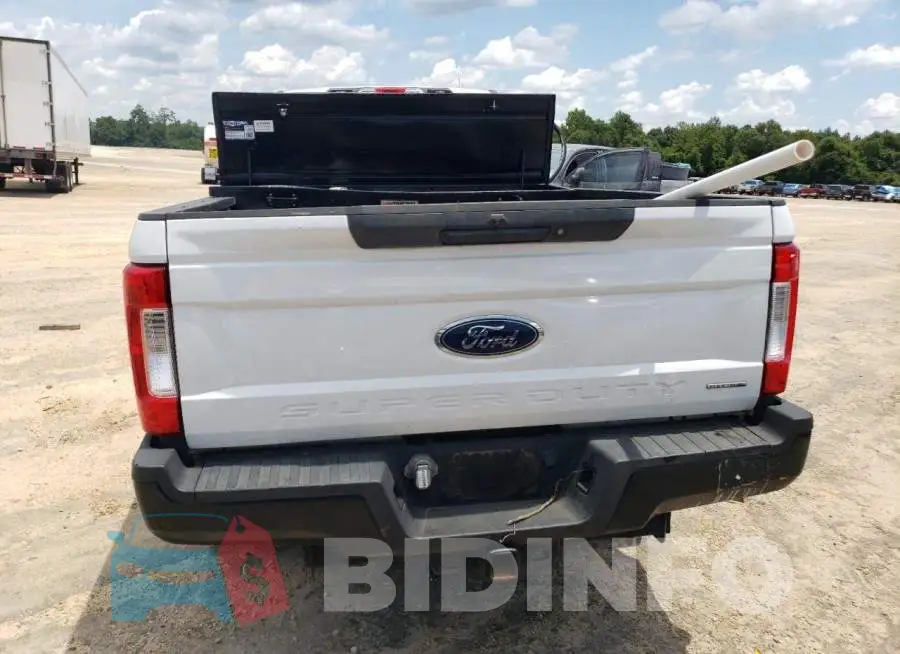 1FT8X3B63JEB73808 Photo# 6