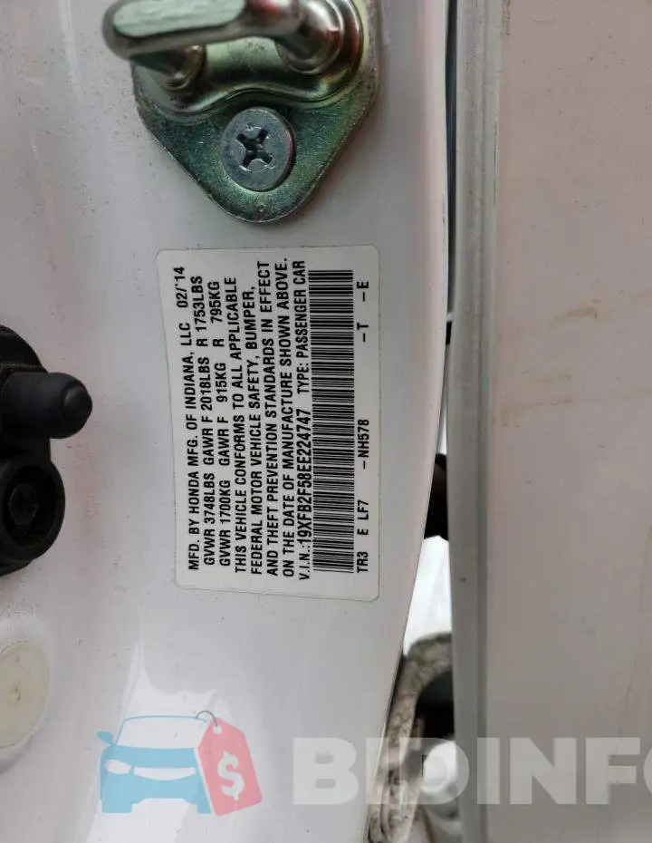 19XFB2F58EE224747 Photo# 12