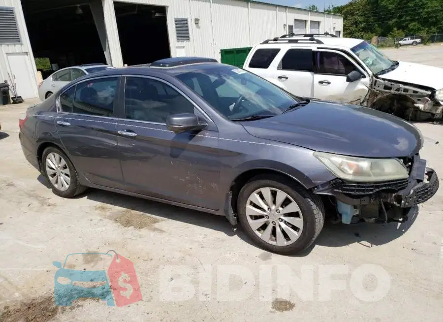 1HGCR2F88EA175952 Photo# 4