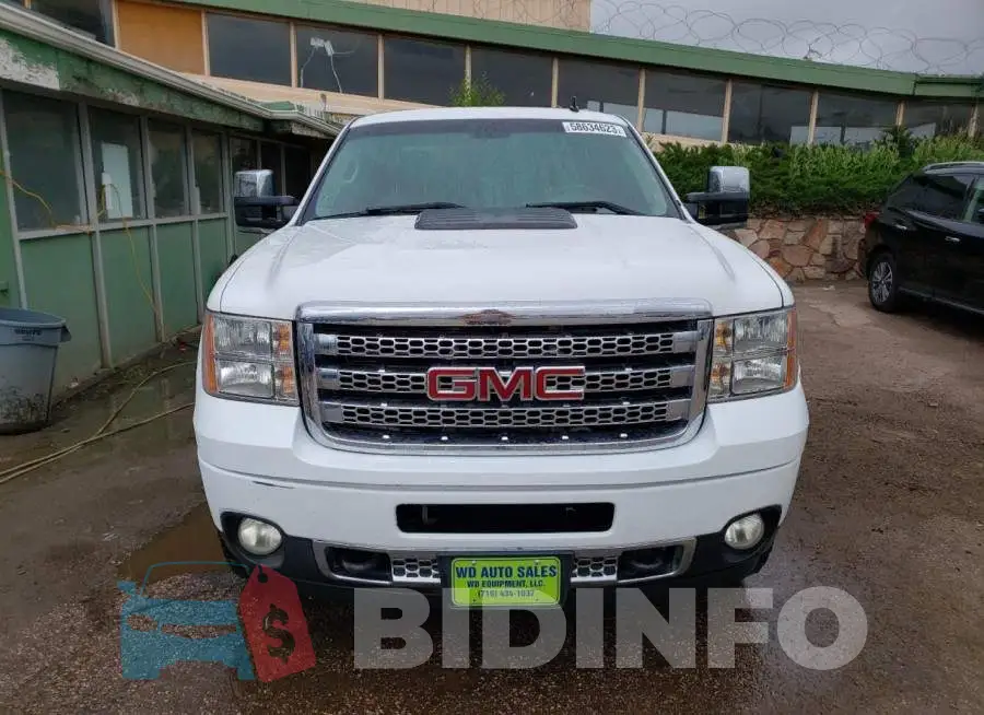 1GT121E88EF144449 Photo# 5